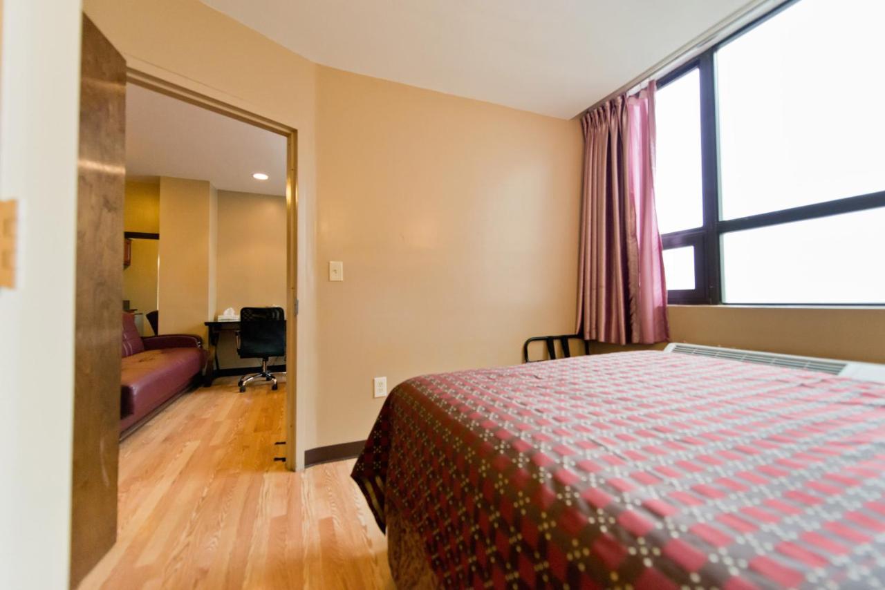 Super Lake Hotel New York Exterior photo
