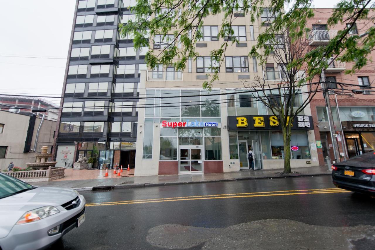 Super Lake Hotel New York Exterior photo